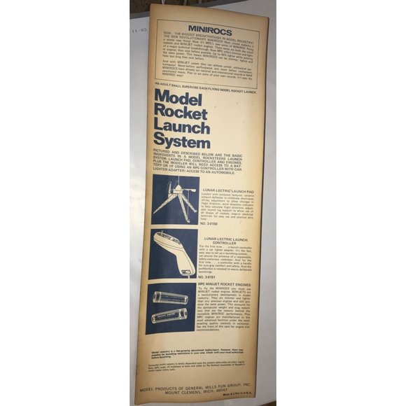 Vintage Delta-Katt - MiniRocs Flying Model Rocket Kit - Balsa Parts - Picture 2 of 5